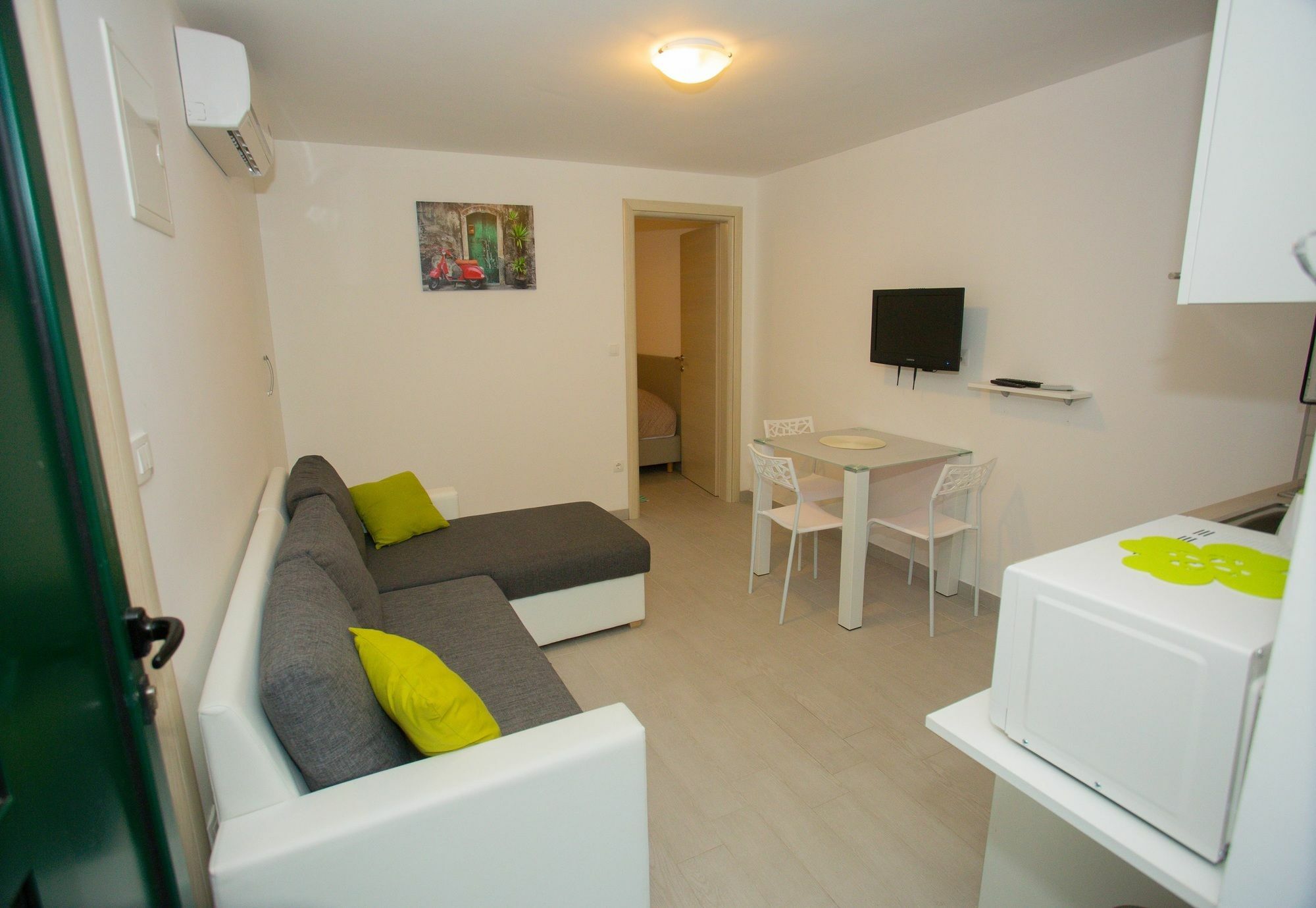 Apartments Marly Trogir Bagian luar foto